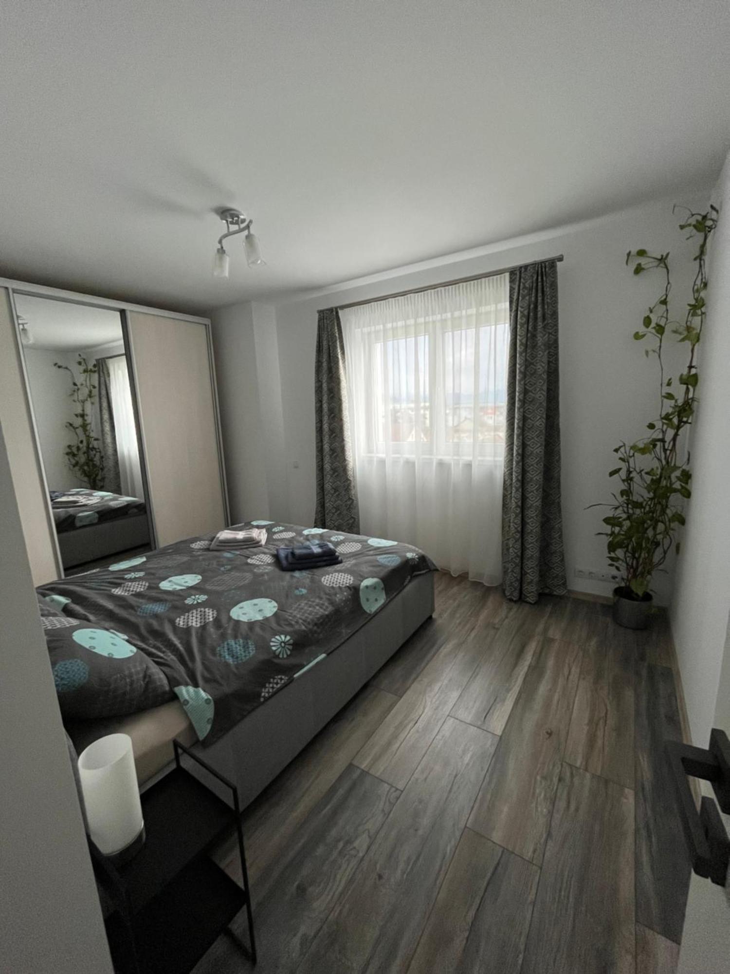 Azzurro Apartment Sibiu Exterior photo